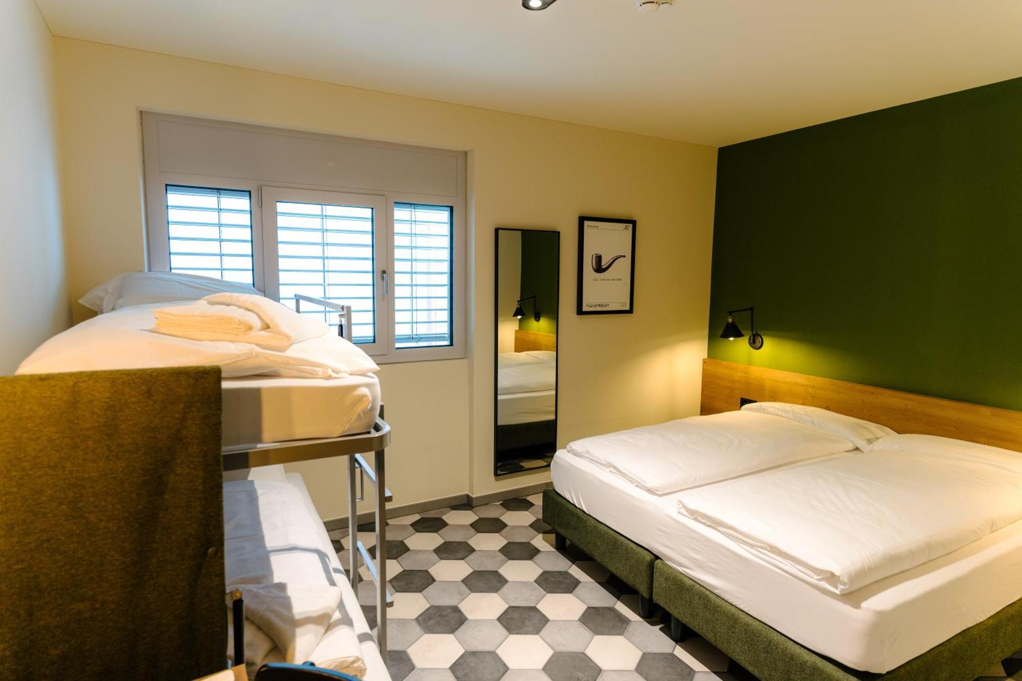 Seven Town House Boutique Hotel Локарно Екстериор снимка