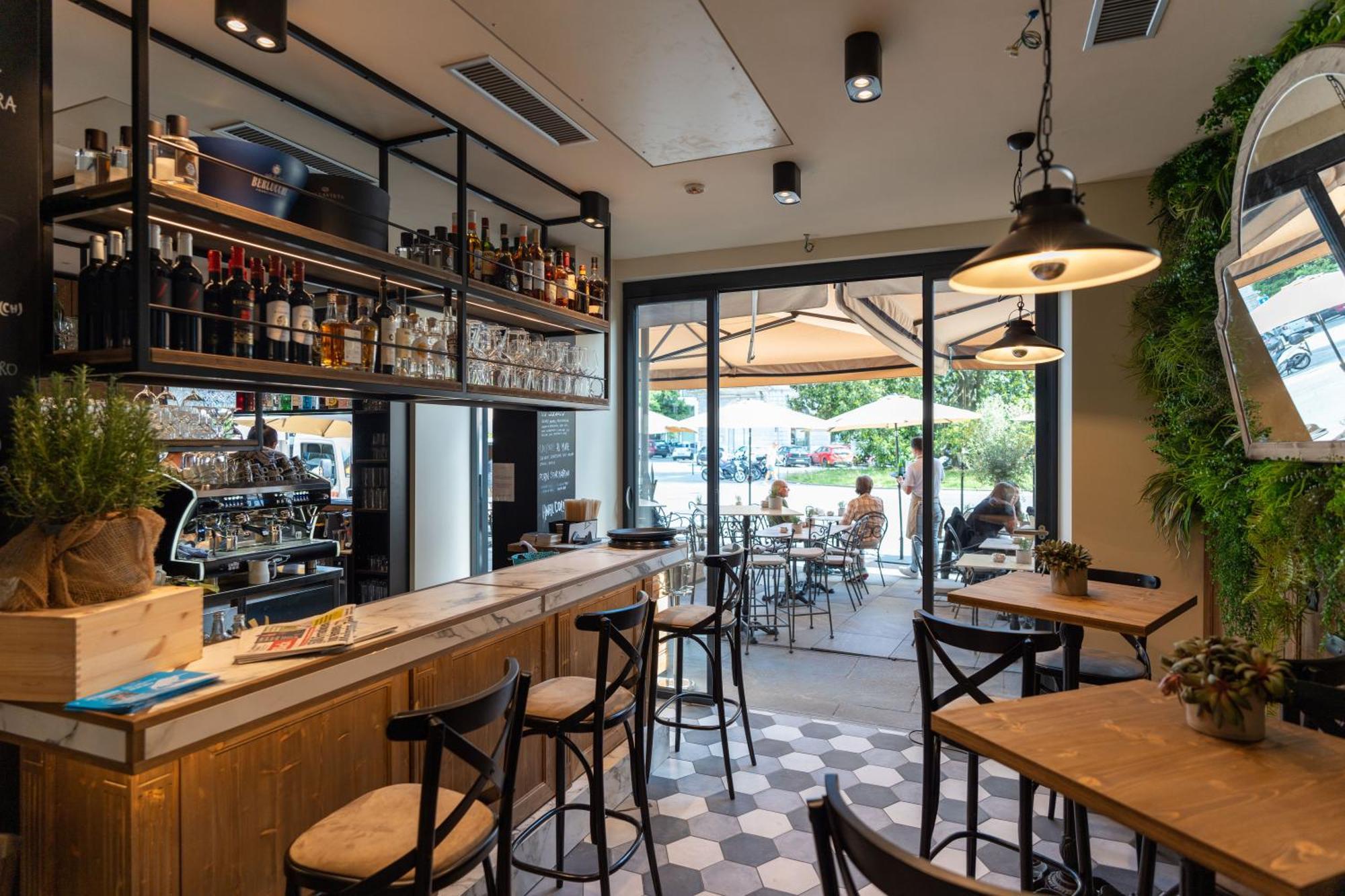 Seven Town House Boutique Hotel Локарно Екстериор снимка